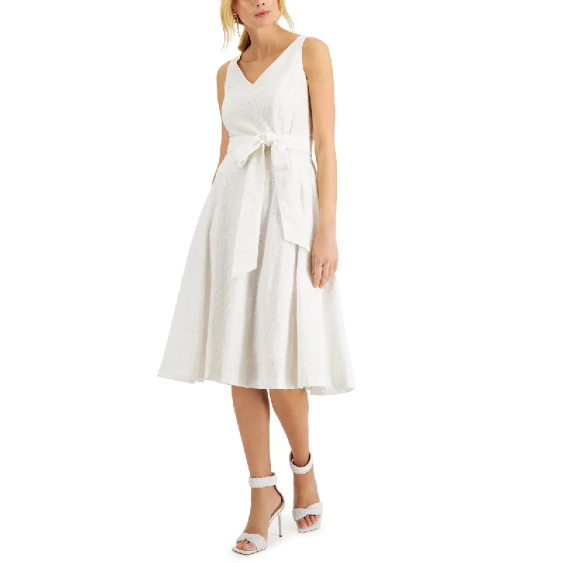 Goddess Outfit Taylor Women's Cotton Knee Length Fit & Flare Dress White Size 4Petite - 4P