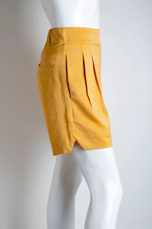High-waisted pants style Amber Yellow Tailored Shorts