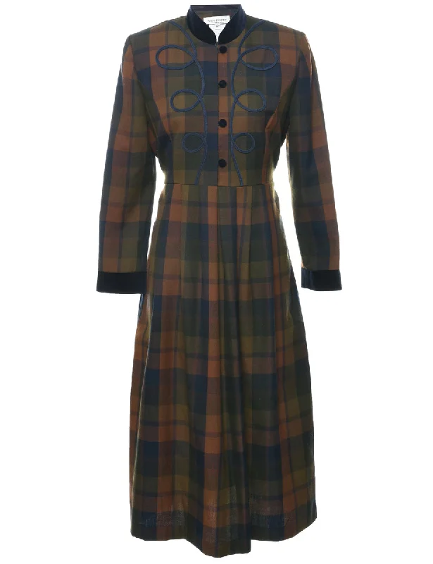 Casual Wear Checked Velvet Trim ress - M